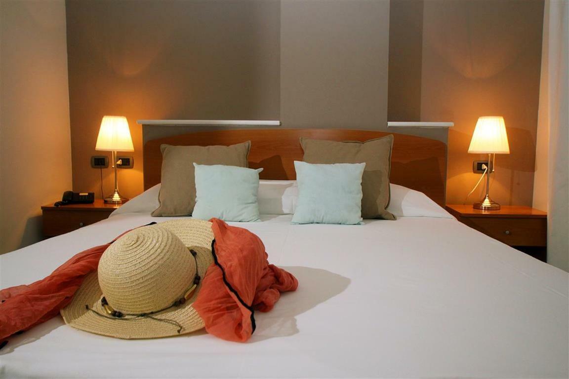 Stella Maris Hotel Lido Marina di Ginosa Extérieur photo